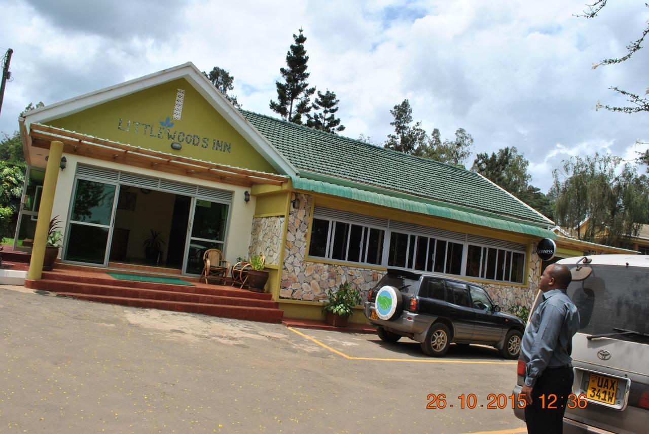 Little Woods Inn Mbarara Buitenkant foto
